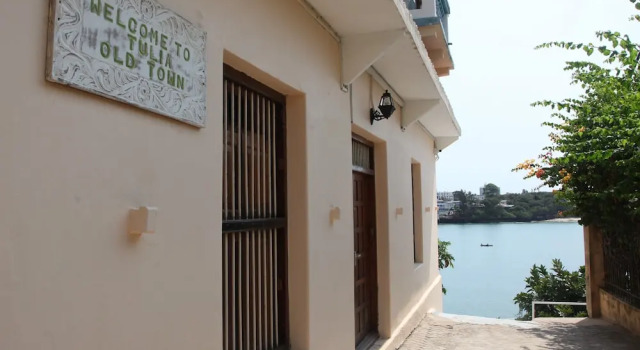 Tulia Old Town, Rezerwuj Pensjonat Hotele w Coast Region ze śniadaniem, Śniadanie