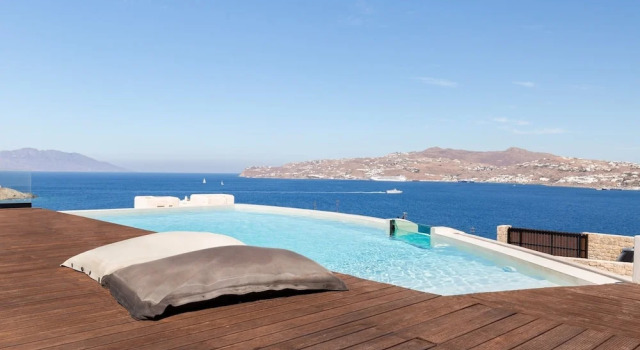Martinez in Mykonos With 5 Bedrooms and 4 5 Bathrooms
