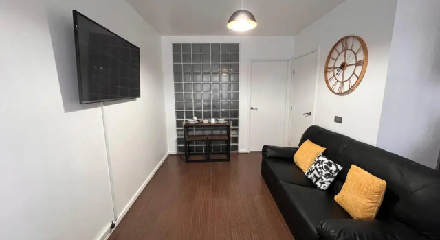 Апартаменты Modern 3 bed Apartment