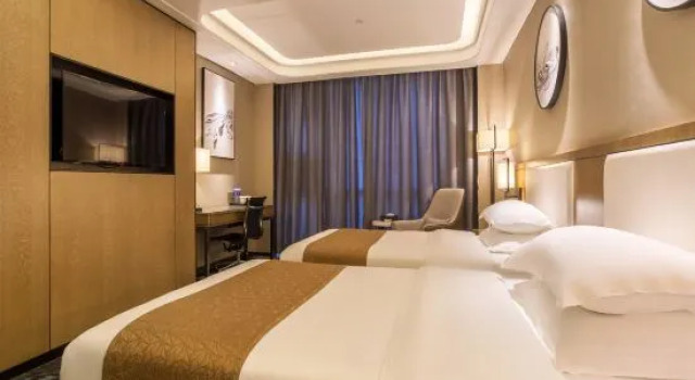 Люкс Shiyan Meisheng Holiday Hotel (Shanghai Road University Town)