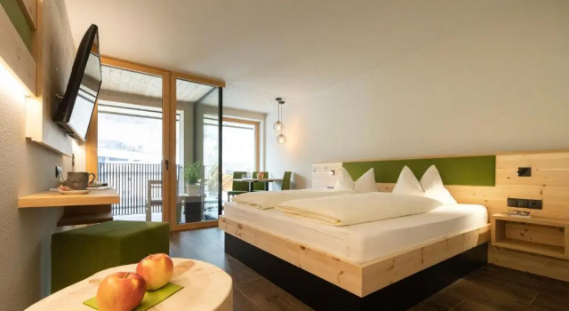 Четырёхместный номер Standard Hotel Maibad