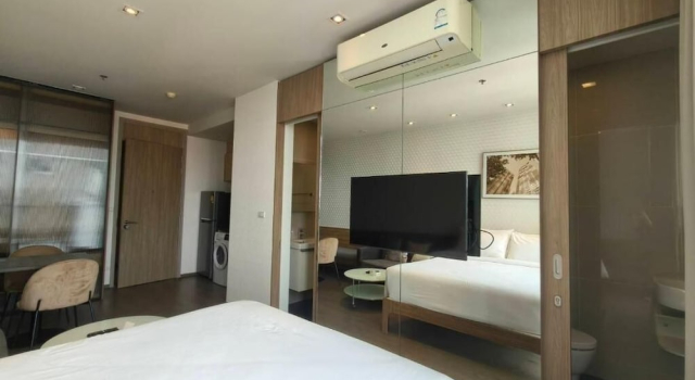 Студия Standard Hampton Residence Next to Emporium