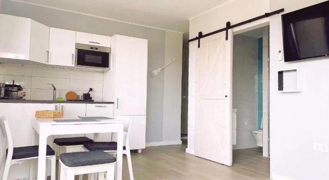 Студия Lakeside Family & Studio Apartments