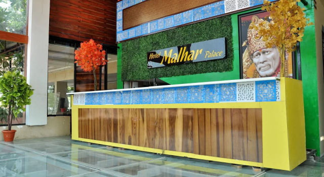 Hotel Malhar Palace, Забронировать Отель Отели штата Махараштры 3 звезды, 3*