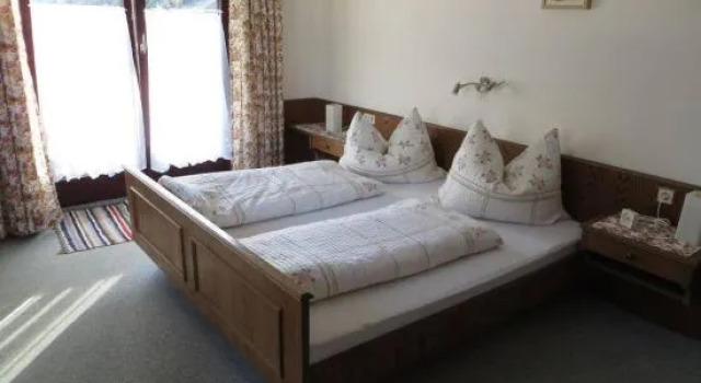 Haus Andrea, Prenota Hotel Hotel a Tirolo con parcheggio, Parcheggio