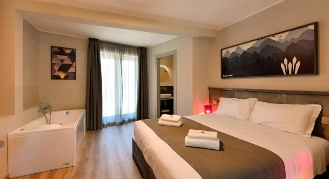 Полулюкс Du Parc Hotel