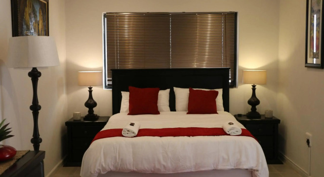 Millennium Body Guards Guesthouse, Buchen Sie Hotel Hartbeespoort 