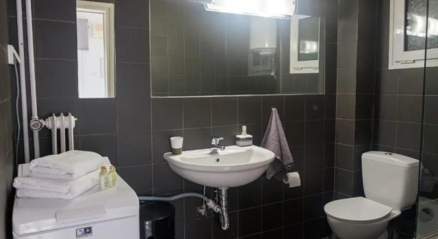 Апартаменты White n Bright Studio Apt