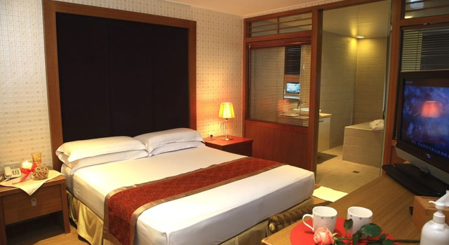 Yufuin Hot Spring, Buchen Sie Hotel Neu-Taipeh Taiwan