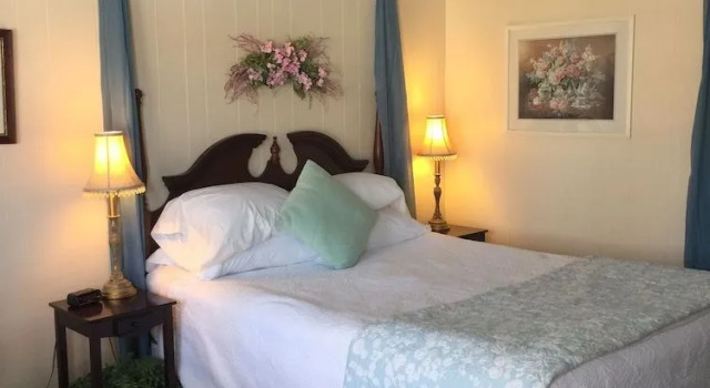 American Boutique Inn - Lakeview, Забронировать Бутик-отель Отели Макино-Сити с бассейном, рядом с Mackinaw City Trailhead, Бассейн