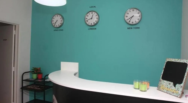 Home in Lisbon2U Hostel, Забронировать Хостел Хостелы Лиссабона, рядом с Арена для боя быков Кампу-Пекену, Хостел