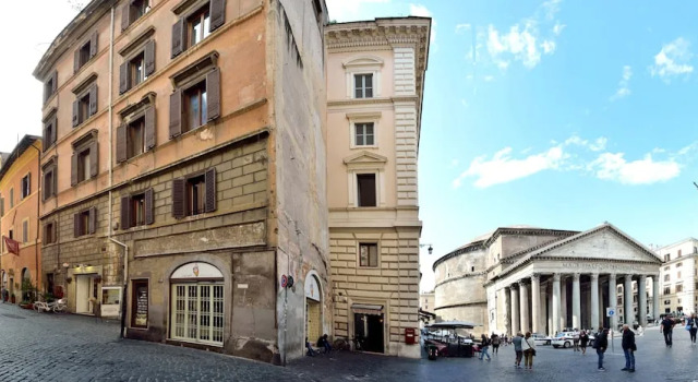 Lucky Domus Pantheon