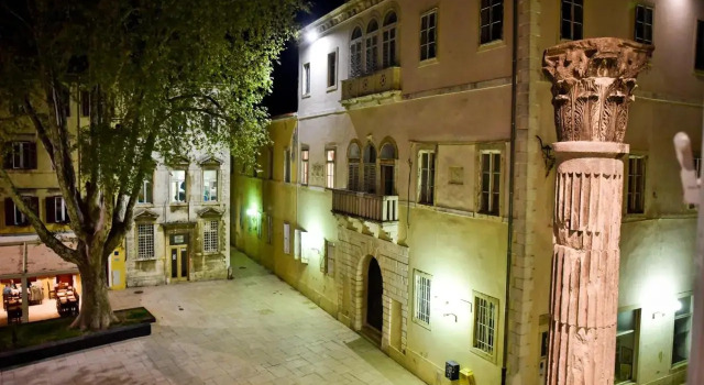 Luxury room Colonna, Забронировать Отель Отели Задар 4 звезды, рядом с Old Port of Foša, 4*