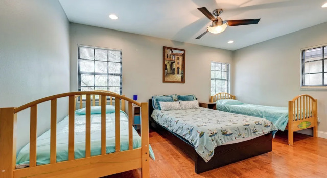 Коттедж Spacious Tampa Vacation Rental w/ Pool & Dock