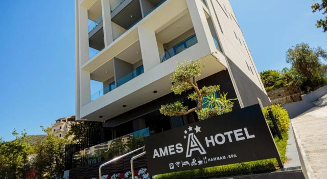 Ames Hotel & SPA, Забронировать Курортный отель Влёра Область Влёра