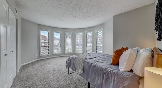 FRONTDESK Castle Point Apts Georgetown South Bend, Prenota Hotel Hotel a Indiana con parcheggio, Parcheggio