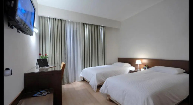 Семейный номер Standard Pharae Palace