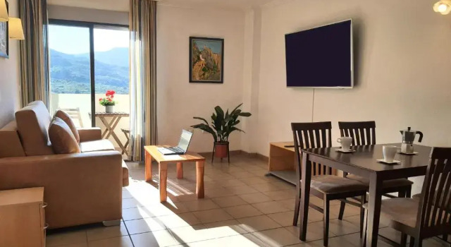 Apartamentos Serrella
