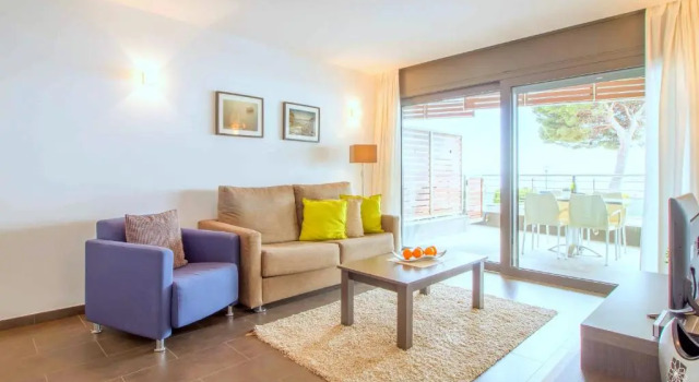 LEON Immo Apartment Lucia - 10318, Забронировать Апартаменты/квартира Отели Cap de Creus Nature Reserve с бассейном, Бассейн
