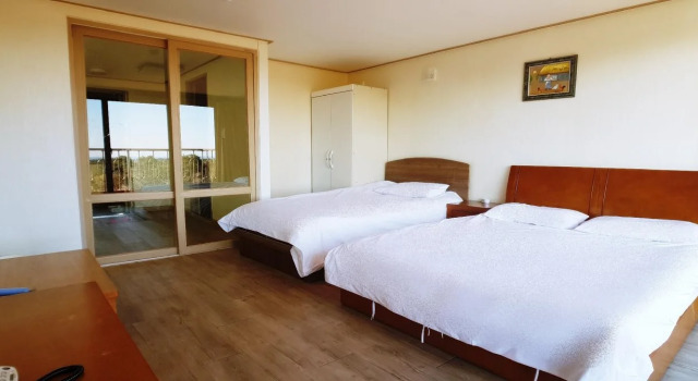 Enpa Jeju Hotel, Забронировать Отель Отели Согвипхо с парковкой, Парковка