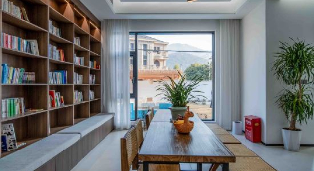 Tonglu Tangxia 91 Homestay, Rezerwuj Hotel Hotele w Hangzhou z basenem, Basen