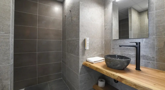 Номер Standard Hotel Le Belmont - Brasserie Du Guiers