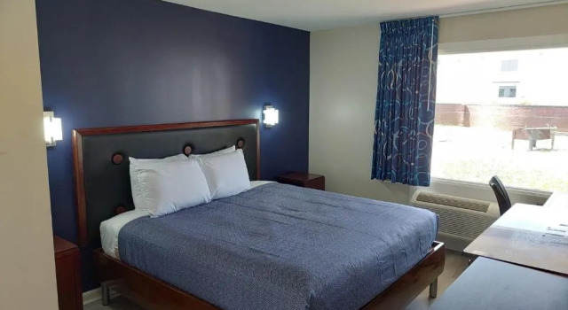 Economy 7 Inn Near Hampton University VA, Забронировать Отель Хамптон Виргиния
