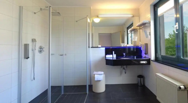Трёхместный номер Comfort PLAZA INN Braunschweig City Süd