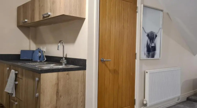 Студия Lovely 1-bed Loft in Newport