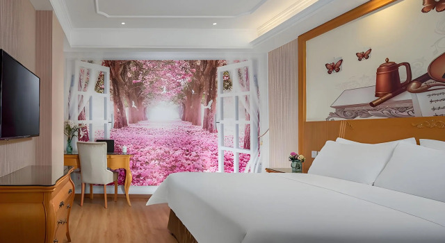 Vienna Hotel (Beijing Songzhuang Anzhen Hospital Branch), Book Hotel Hoteller i Beijing Province med parkering, Parkering