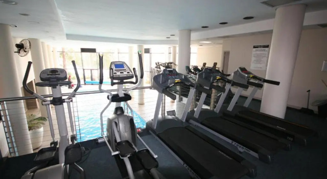 Апартаменты Knightsbridge Luxury Suite in Century City by CTHA