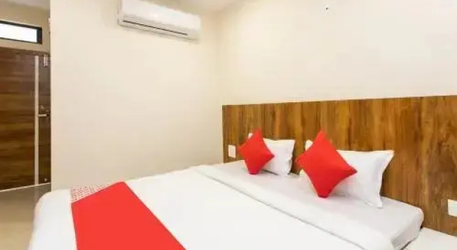Virat Hotel And Restaurant by OYO Rooms