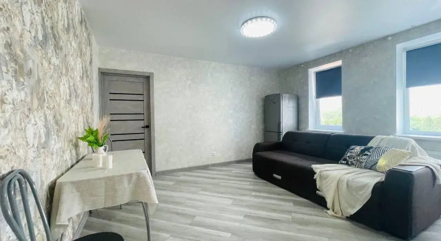 Apartments on the avenue of the Designer M.T. Kalashnikov 11, Prenota Appartamento Hotel a Udmurtia con parcheggio, Parcheggio