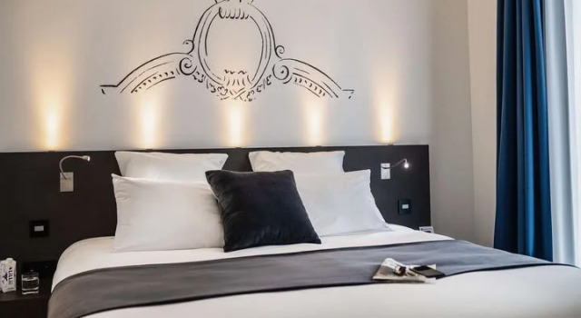 Семейный номер Standard Best Western Premier Hotel de la Cite Royale