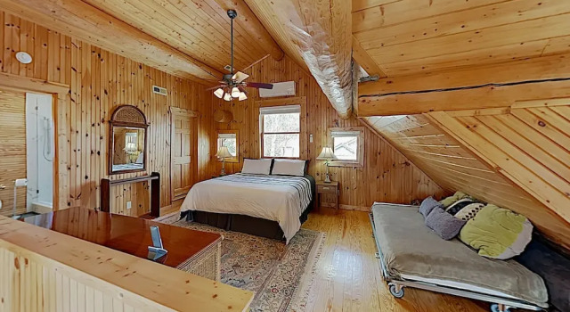 Cove Pointe At Rumbling Bald W/ Private Dock 4 Bedroom Home