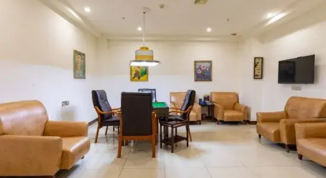 Zhongshan Baoyue Boutique Hotel (Xiaolan Town Baofeng Shopping Center), Rezervasyon Butik Otel Xiaolan otoparklı oteller, Otopark
