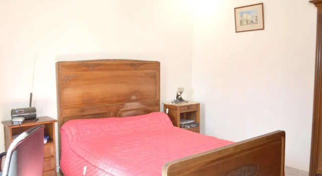 House With 7 Bedrooms in Monteux, With Pool Access, Enclosed Garden an, Prenota Hotel Hotel a Alvernia con parcheggio, Parcheggio
