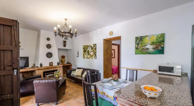 Cortijo los Valles Alozaina by Ruralidays