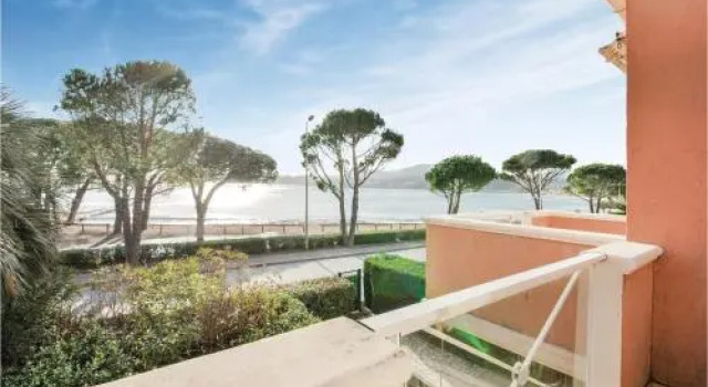 Apartment In Agay