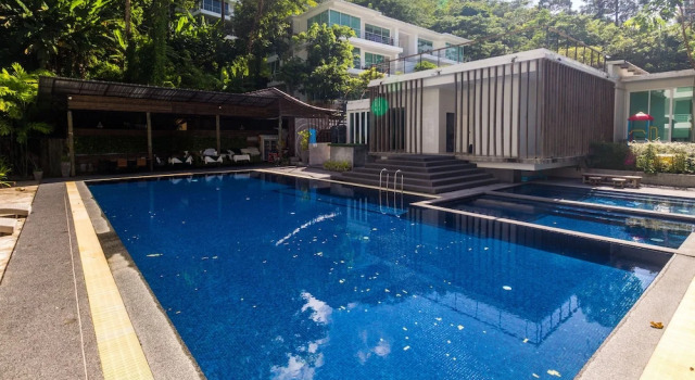 1 Bedroom with Mountain View by Ppf