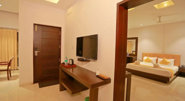Полулюкс Grand Signature Hotel & spa
