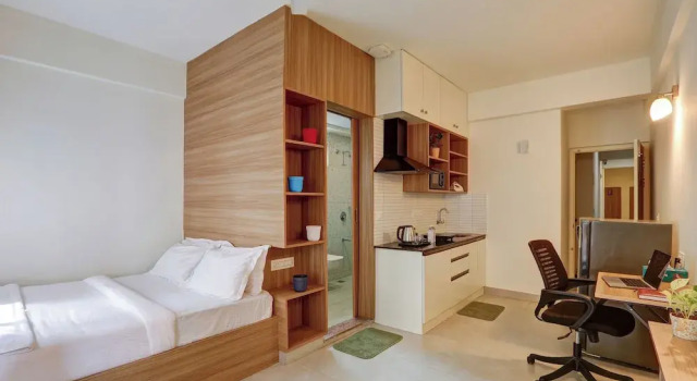Люкс с балконом и с видом на город Acasa Suites - ITPL Whitefield, Near Manipal Hospital