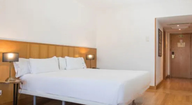 Номер Premium B&B HOTEL Sado Setúbal