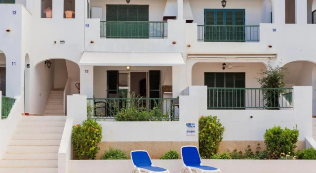 Pregonda 13 Menorca, Rezerwuj Hotel Hotele w Minorka z parkingiem, Parking