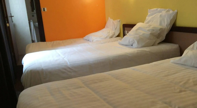 Hotel De La Place