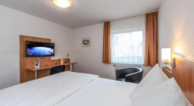 Номер Comfort ibis Styles Aalen