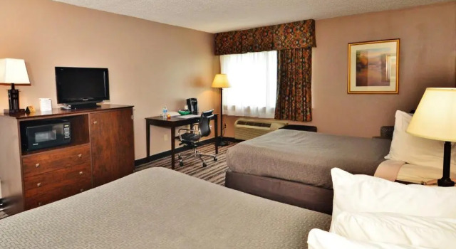 Четырёхместный номер Standard Цокольный этаж Mountain Lake Inn
