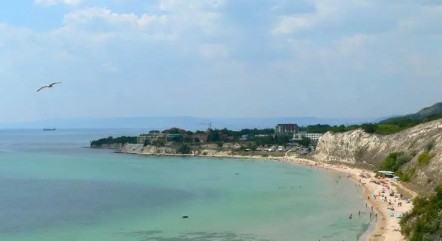 White Lagoon Beach Apartments