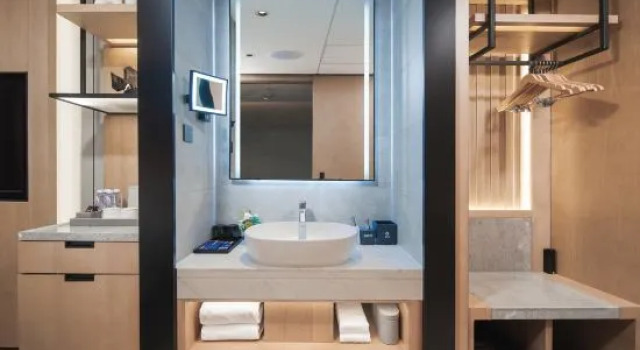 Люкс Premier Park Inn by Radisson Tianjin Five Old Street Nanjing Road