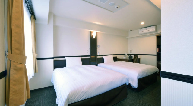Люкс Toyoko Inn HOSPITAL INN Dokkyo Medical University